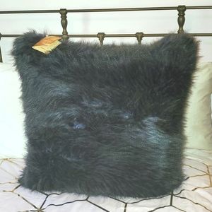 OSTRICH Feather Pillow HIGH End NEW with tags attached READ